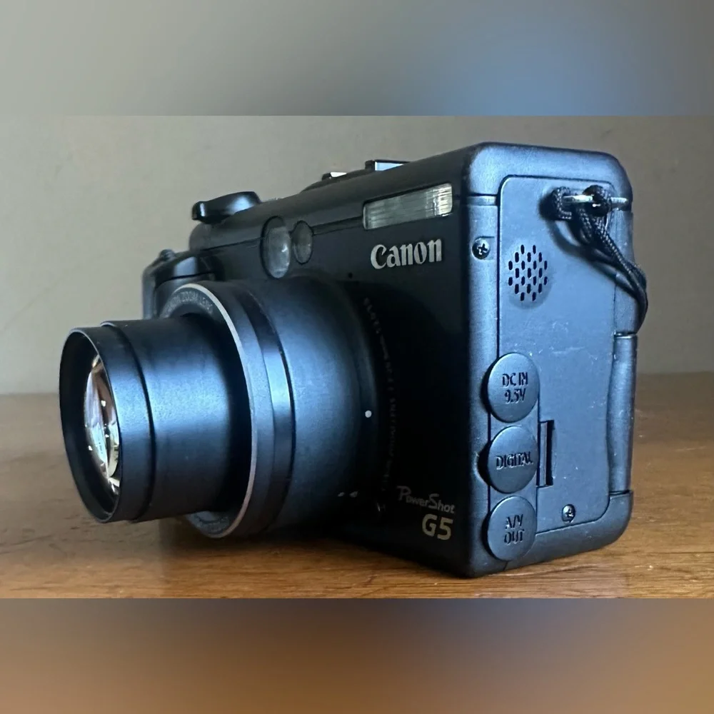 Canon Powershot G5 Compact 5.0MP 4x Optical Digital Camera w/ 7.2-28.8mm Lens